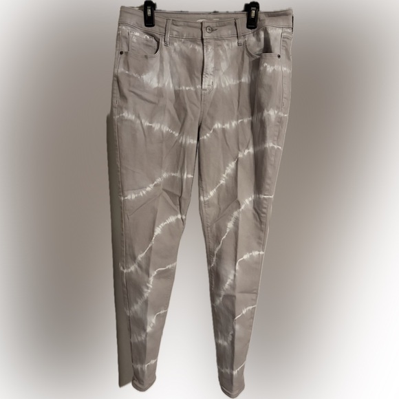 Old Navy Pants - Old Navy Tie-Dye Rockstar Super Skinny High Ride Jeans - size 16, EUC